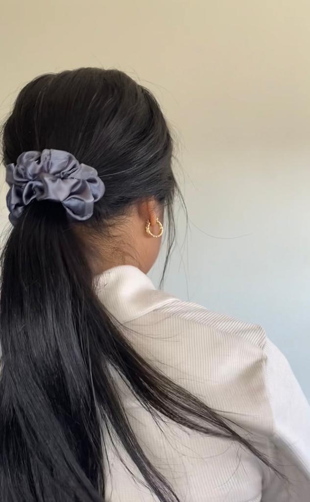 Scrunchie Grey