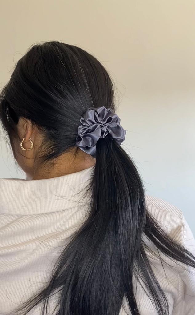 Scrunchie Grey